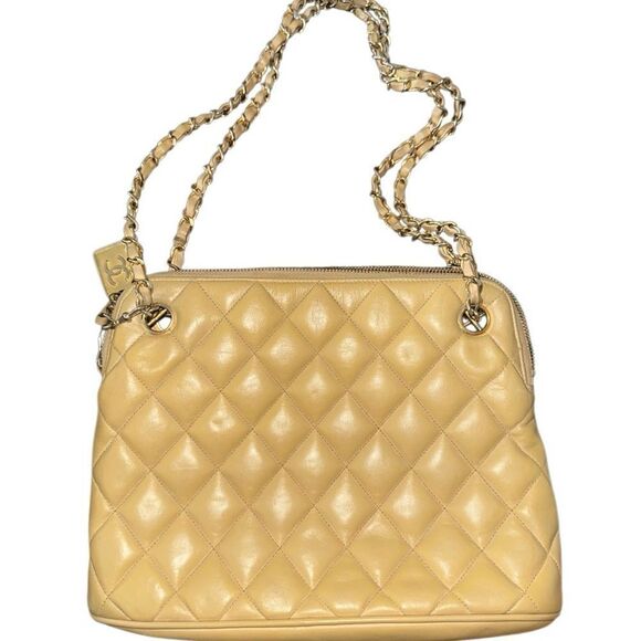 CHANEL Yellow Quilted Shoulder Bag with Chain Strap - Picture 8 of 16